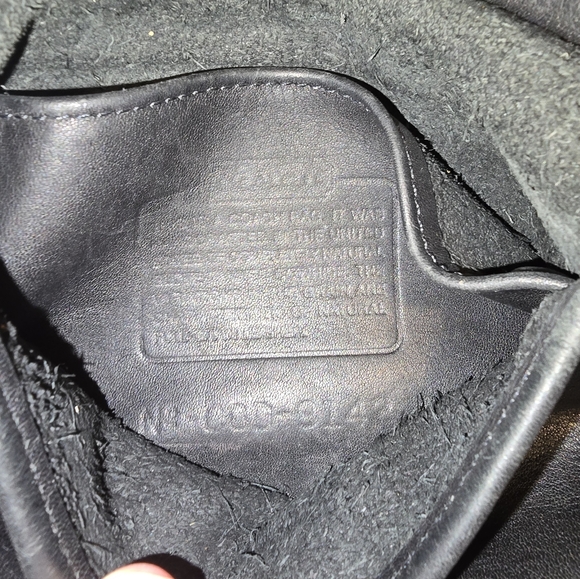 Vintage Coach Slim Saddlebag Black Leather Hippie Boho Classic *Dustbag Included - Picture 8 of 13